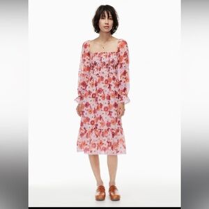 New Aritzia Wilfred Grace Dress Smocked square-neck midi dress